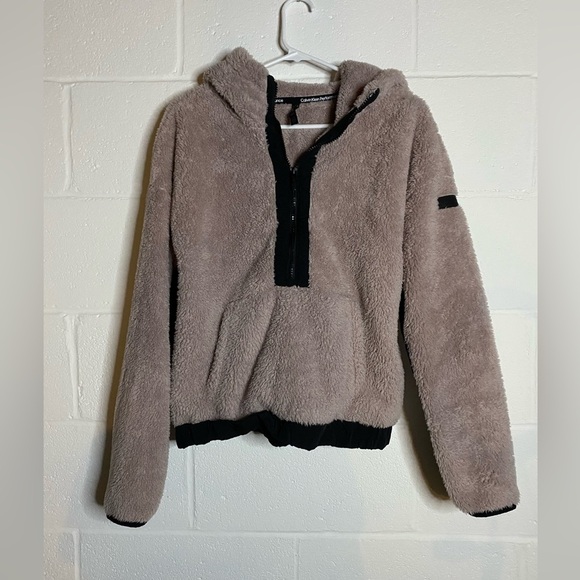 Calvin Klein Performance pink blush Beige plush Jacket small - Picture 1 of 3